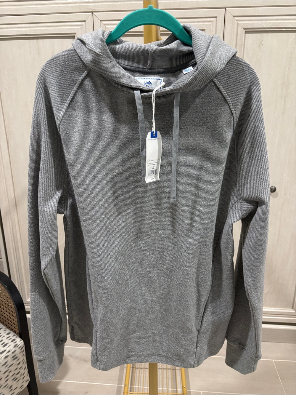 Southern Tide Men's Gray Hooded Long-Sleeve pullover